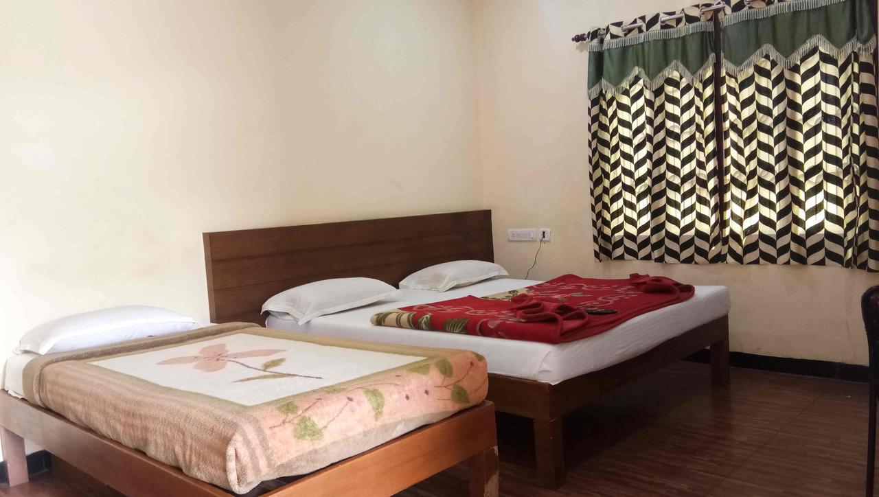 Ezhil Residency Hotel Kodaikanal Exterior photo